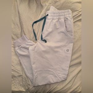 Figs Women’s Uman Jogger Scrubs